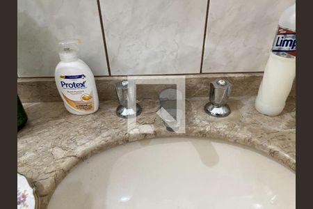 Casa à venda com 190m², 4 quartos e 3 vagasBanheiro 