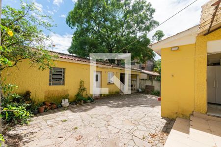 Casa à venda com 205m², 4 quartos e 1 vagaPátio