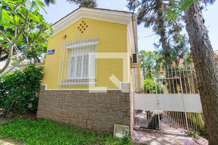 Casa à venda com 205m², 4 quartos e 1 vagaPátio