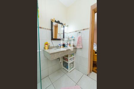 Casa à venda com 205m², 4 quartos e 1 vagaBanheiro 1