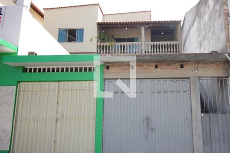 Casa à venda com 385m², 6 quartos e 1 vagaFachada