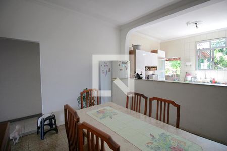 Casa à venda com 385m², 6 quartos e 1 vagaSala de jantar – 2º piso