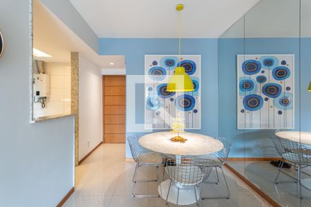 Apartamento para alugar com 65m², 2 quartos e 1 vagaSala