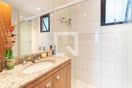 Apartamento para alugar com 65m², 2 quartos e 1 vagaBanheiro Suíte