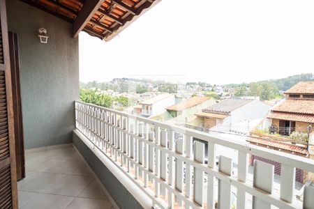 Casa à venda com 270m², 4 quartos e 2 vagasSacada - Suíte 3