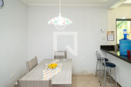 Casa à venda com 270m², 4 quartos e 2 vagasCozinha 