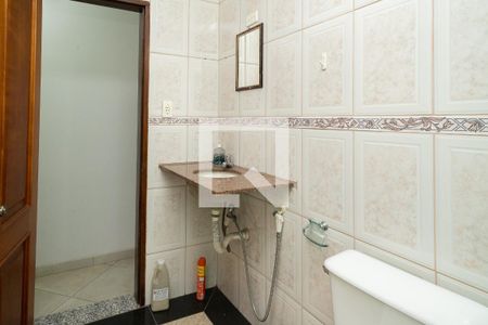 Casa à venda com 270m², 4 quartos e 2 vagasBanheiro Social 