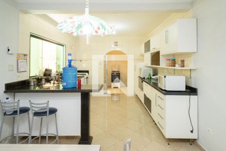 Casa à venda com 270m², 4 quartos e 2 vagasCozinha 