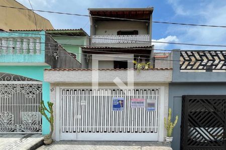 Casa à venda com 270m², 4 quartos e 2 vagasFachada 