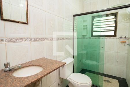 Casa à venda com 270m², 4 quartos e 2 vagasBanheiro Social 