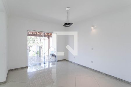 Sala 1 de casa para alugar com 3 quartos, 312m² em Trevo, Belo Horizonte