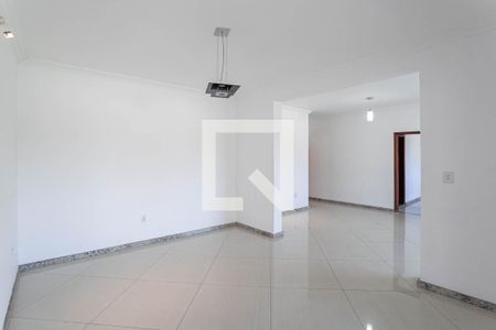 Casa à venda com 312m², 3 quartos e 10 vagasSala 1