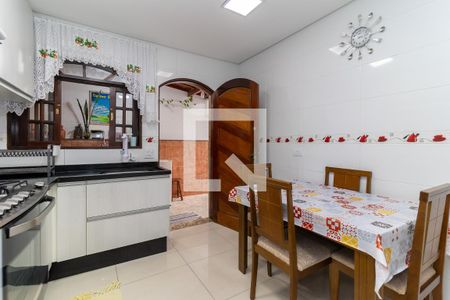 Casa à venda com 160m², 3 quartos e 2 vagasCozinha