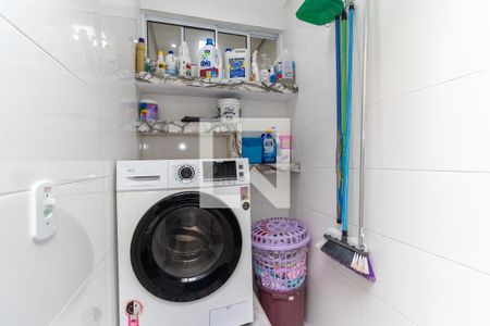 Casa à venda com 160m², 3 quartos e 2 vagasÁrea de Serviço