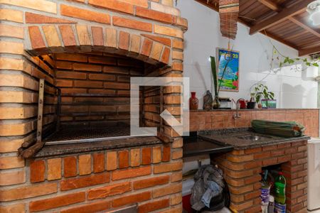 Casa à venda com 160m², 3 quartos e 2 vagasChurrasqueira