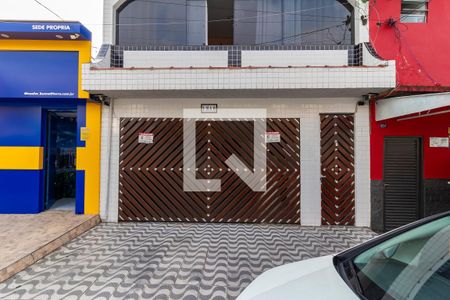 Casa à venda com 160m², 3 quartos e 2 vagasFachada