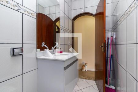 Casa à venda com 160m², 3 quartos e 2 vagasBanheiro 2