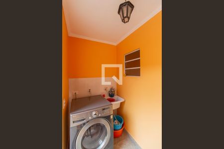 Casa à venda com 113m², 2 quartos e 2 vagas Casa à venda com 113m², 2 quartos e 2 vagasQuintal e Área de Serviço