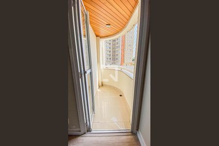 Apartamento à venda com 110m², 3 quartos e 2 vagasVaranda Suite 1