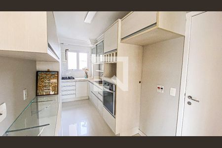 Apartamento à venda com 110m², 3 quartos e 2 vagasCozinha