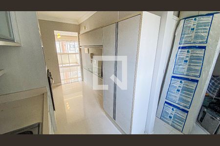 Apartamento à venda com 110m², 3 quartos e 2 vagasCozinha