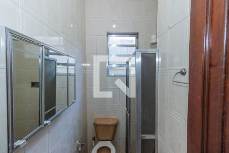 Banheiro de casa de condomínio para alugar com 1 quarto, 70m² em Madureira, Rio de Janeiro