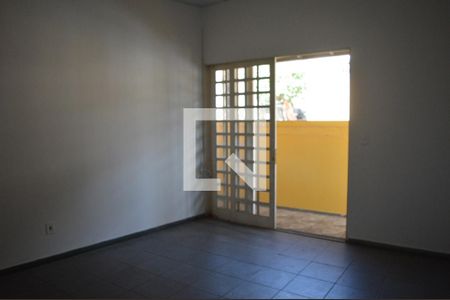 Sala de casa à venda com 2 quartos, 100m² em Nova Gameleira, Belo Horizonte