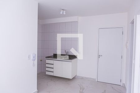 Sala de apartamento para alugar com 2 quartos, 34m² em Vila Pierina, São Paulo