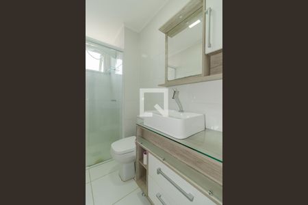 Banheiro de apartamento à venda com 1 quarto, 50m² em Cristo Redentor, Porto Alegre