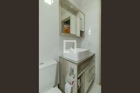 Banheiro de apartamento à venda com 1 quarto, 50m² em Cristo Redentor, Porto Alegre