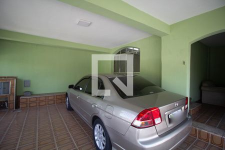 Casa à venda com 210m², 3 quartos e 3 vagasGaragem