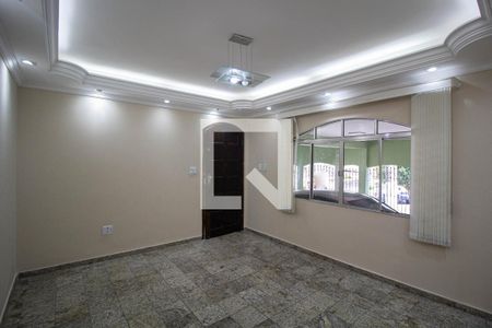 Sala de casa à venda com 3 quartos, 210m² em Itaquera, São Paulo