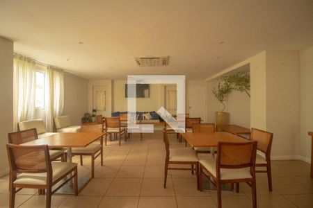 Apartamento à venda com 62m², 2 quartos e 1 vaga Apartamento à venda com 62m², 2 quartos e 1 vagaÁrea comum - Salão de festas