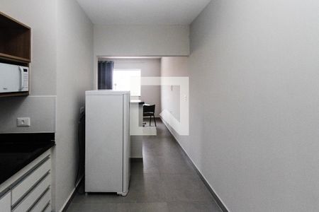 Cozinha de apartamento para alugar com 1 quarto, 46m² em Jardim Avelino, São Paulo