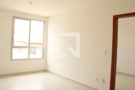 Sala de apartamento para alugar com 2 quartos, 49m² em Chácara Contagem, Contagem