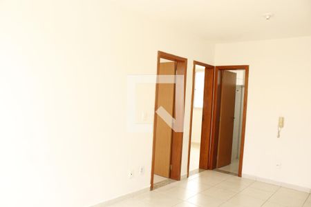 Sala de apartamento à venda com 2 quartos, 49m² em Chácara Contagem, Contagem