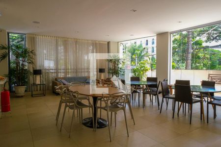 Apartamento à venda com 280m², 4 quartos e 2 vagasÁrea comum - Salão de festas