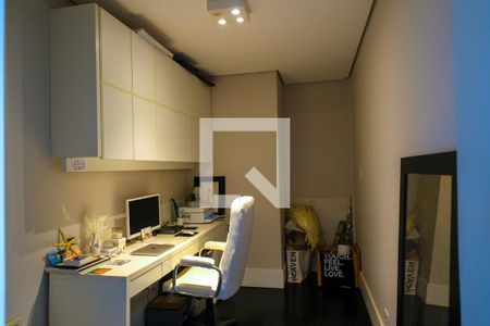 Apartamento à venda com 280m², 4 quartos e 2 vagasEscritório