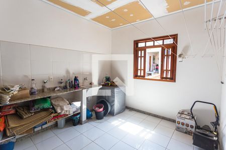 Casa à venda com 190m², 2 quartos e sem vaga Casa à venda com 190m², 2 quartos e sem vagaÁrea de Serviço