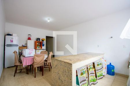 Casa à venda com 253m², 3 quartos e 3 vagas Casa à venda com 253m², 3 quartos e 3 vagasCozinha