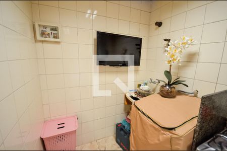 Apartamento à venda com 75m², 2 quartos e sem vagaCozinha e Área de Serviço