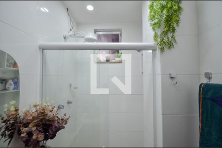 Apartamento à venda com 75m², 2 quartos e sem vagaBanheiro