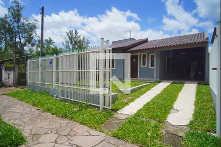 Casa à venda com 180m², 3 quartos e 3 vagas Casa à venda com 180m², 3 quartos e 3 vagasFachada