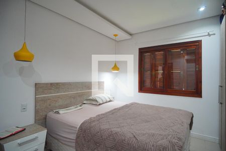 Casa à venda com 180m², 3 quartos e 3 vagas Casa à venda com 180m², 3 quartos e 3 vagasQuarto 1