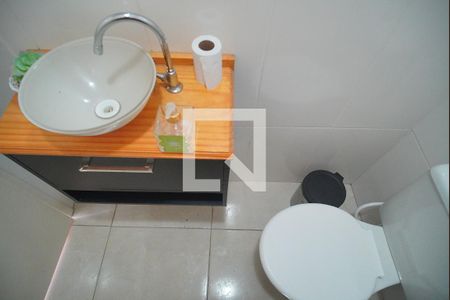 Casa à venda com 180m², 3 quartos e 3 vagas Casa à venda com 180m², 3 quartos e 3 vagasLavabo