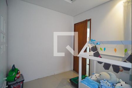 Casa à venda com 180m², 3 quartos e 3 vagas Casa à venda com 180m², 3 quartos e 3 vagasQuarto 2