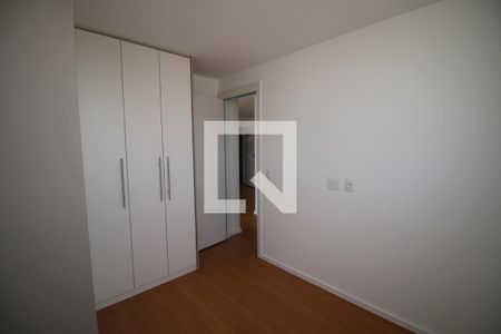 Quarto 2 de apartamento para alugar com 2 quartos, 46m² em Ramos, Rio de Janeiro