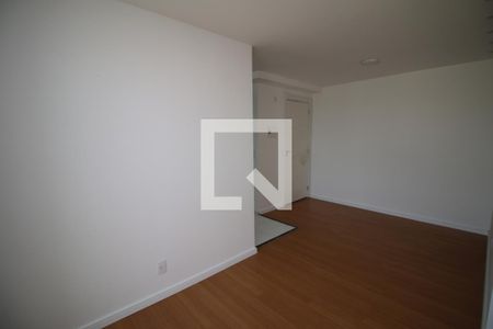 Sala de apartamento para alugar com 2 quartos, 46m² em Ramos, Rio de Janeiro