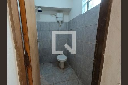 Banheiro de casa para alugar com 1 quarto, 55m² em Vila Arcadia, São Paulo