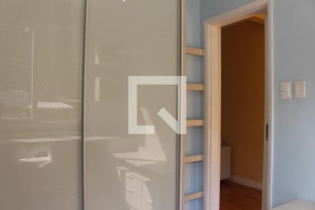 Quarto 1 de apartamento para alugar com 3 quartos, 75m² em Santa Teresa, Rio de Janeiro